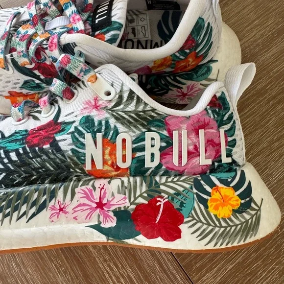 NOBULL Floral Sneakers. Tropical print woman size 5.5. GU come with box. - Picture 2 of 14